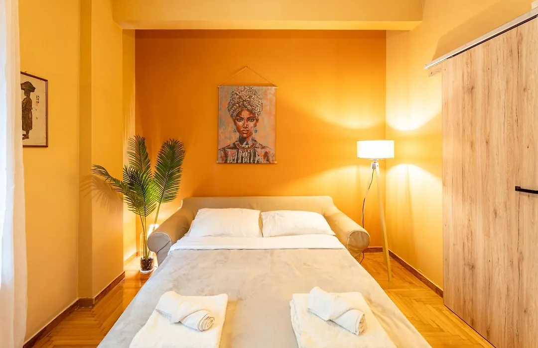 Renovated 2 Bedroom Apartment In City Centre-1